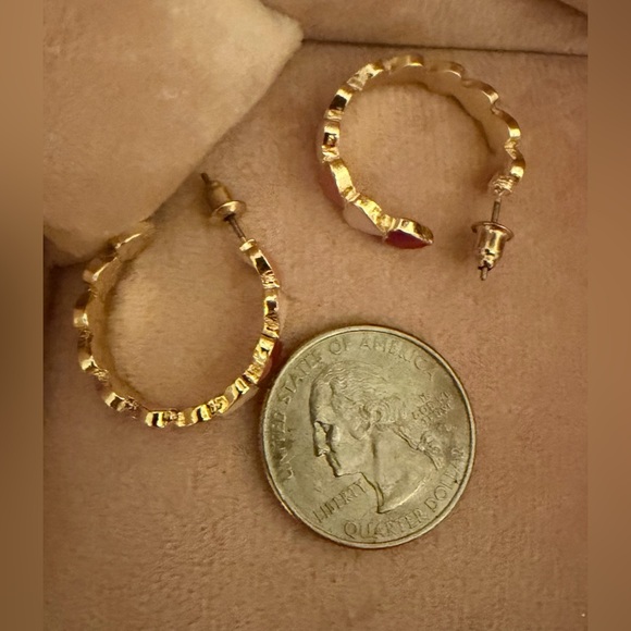 Pink & Red Heart Hoop Earrings w/ Gold Tone NWT - Picture 5 of 6